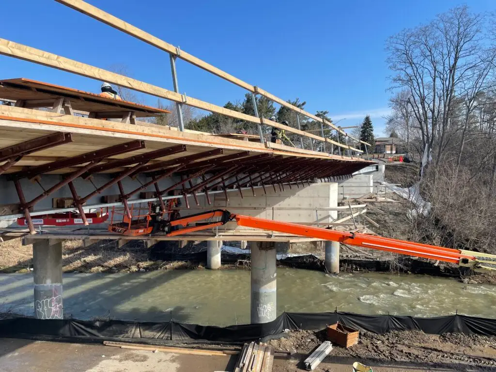 Bartley Bull Parkway bridge replacement with temporary framing over a creek